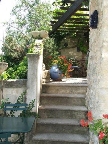 La Maison Aux Volets Bleus Bed & Breakfast Venasque Luaran gambar