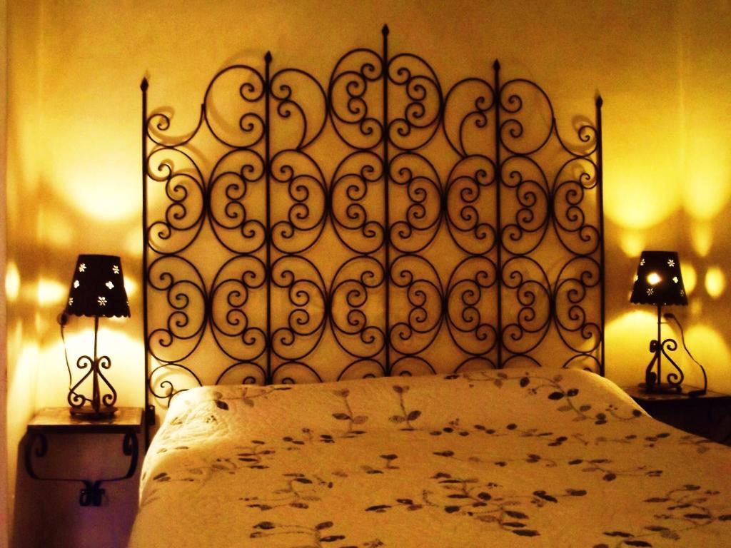 La Maison Aux Volets Bleus Bed & Breakfast Venasque Luaran gambar